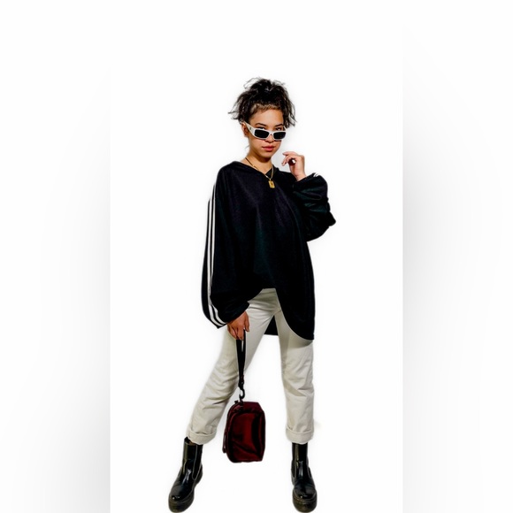 Oversized Men’s Crewneck - Picture 2 of 10